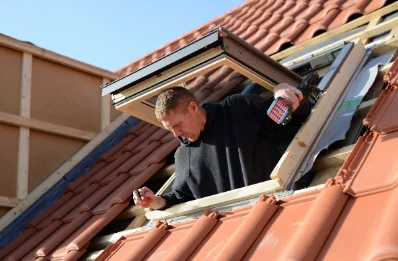 Pose de fenêtres de toit Velux à Brando